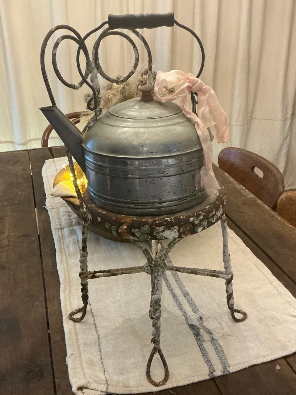 1930s?? Revere Pot Kettle w Wooden Bail Handle